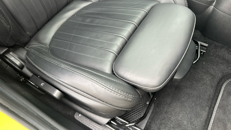 MINI Hatchback 1.5 Cooper Exclusive 5dr Auto Petrol Hatchback